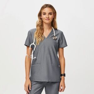 FIGS Women’s Casma Three-Pocket Scrub Top Size XL